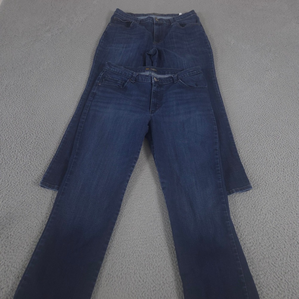LOT OF 2 Lee Jeans Womens 14 Short Blue Straight Leg Relaxed Fit Stretch Denim